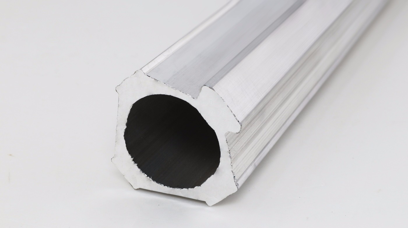 工業(yè)鋁材表面處理工藝條件與陽(yáng)極氧化膜質(zhì)量具體有什么關(guān)系？